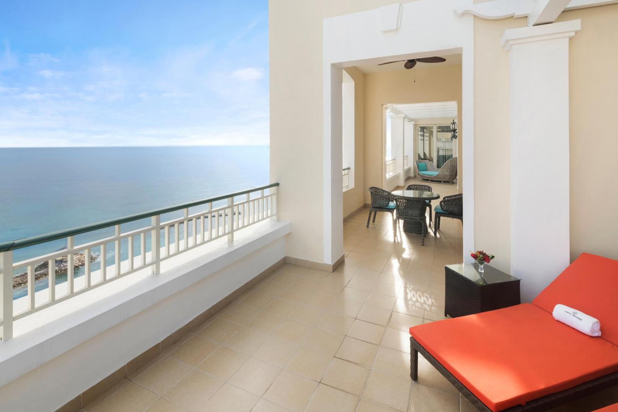 3 Bedroom Grande Luxe Penthouse Suite