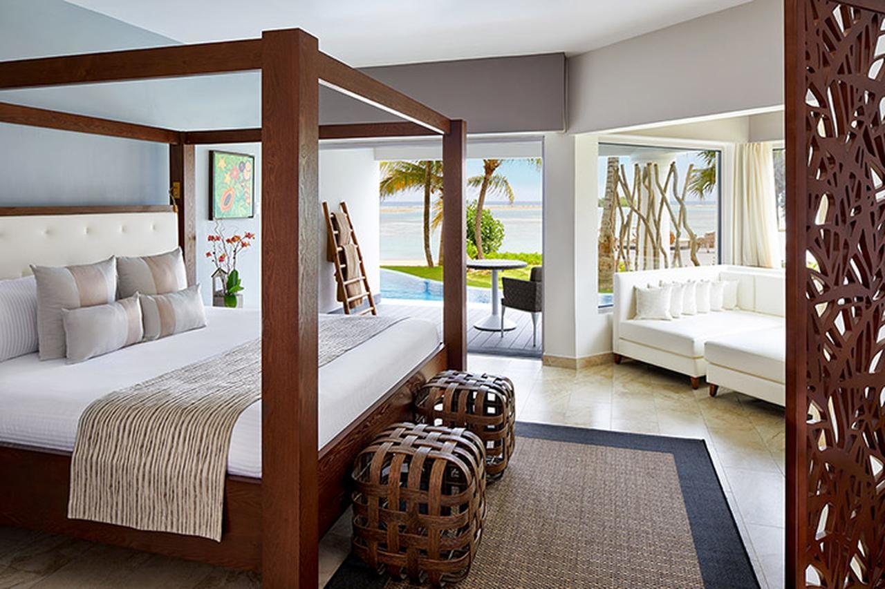 Junior Suite Swim Out Ocean View with Soaking Tub